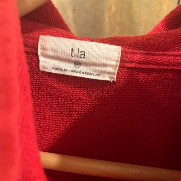 Anthropologie T.la Red Pullover Hoodie Small - Picture 2 of 5